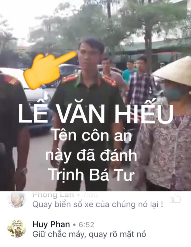 Tên công an Lê Văn Hiếu đánh anh Trịnh Bá Tư khi tham dự phiên xử bà Thêu (ảnh: Facebook Huy Phan)