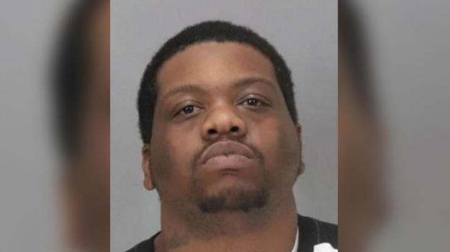 San Jose: Phụ nữ 81 tuổi bị cướp lột đồ trang sức, nhốt trong tủ quần