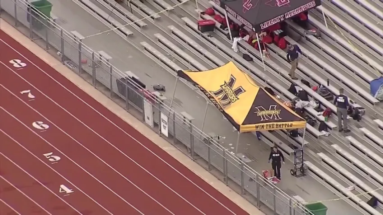 Học sinh 17 tuổi bị đâm tử vong tại giải điền kinh ở Texas