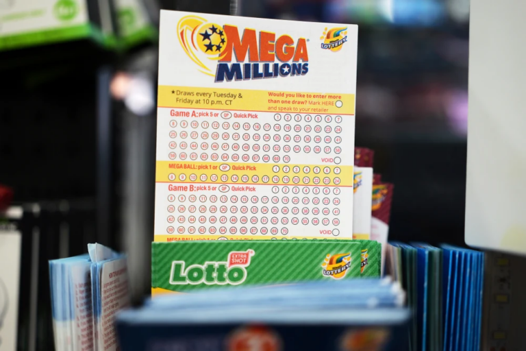 Mega Millions tổ chức kỳ quay số đầu tiên với vé số giá 5 USD