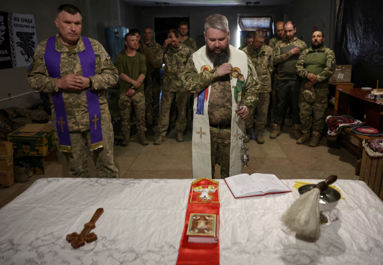 Lệnh ngừng bắn dịp Phục Sinh thất bại: Nga và Ukraine cáo buộc lẫn nhau vi phạm