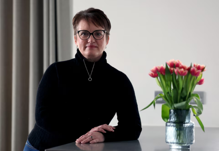 Lo ngại Trump tái đắc cử, nhiều người Mỹ tìm đường rời khỏi đất nước