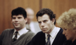 Thẩm phán California giảm án cho anh em nhà Menendez, mở đường cho việc xét ân xá sau 35 năm tù