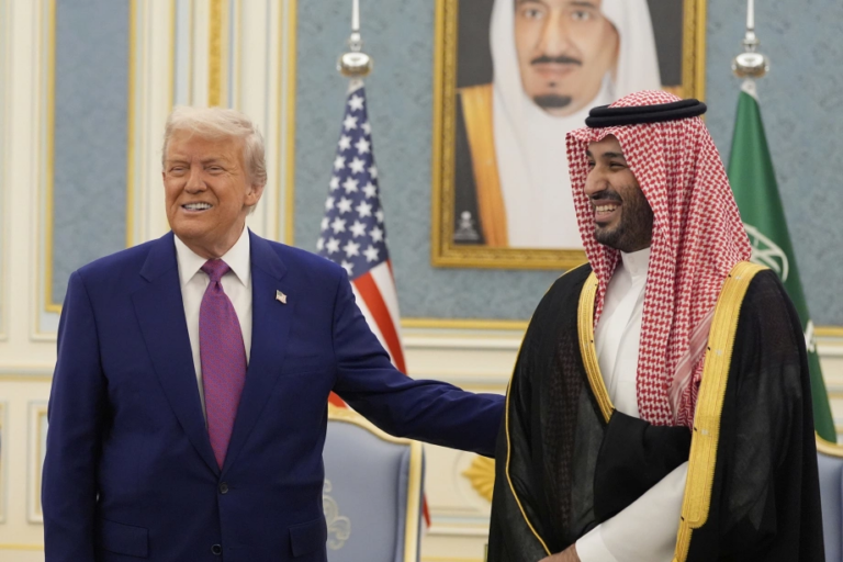 Chuyến Công Du Trung Đông Của Ông Trump Khiến Mỹ Xích Lại Gần Ả Rập Saudi Hơn