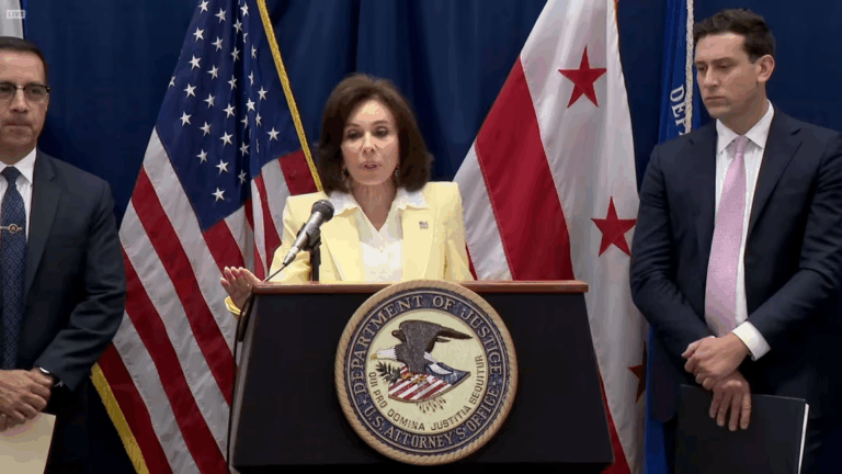 Mỹ tịch thu số tiền kỷ lục 225 triệu USD từ những kẻ lừa đảo đầu tư tiền ảo