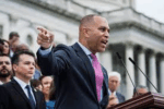 Hakeem Jeffries chỉ trích gay gắt Đảng Cộng hoà và dự luật Trump trong bài phát biểu marathon