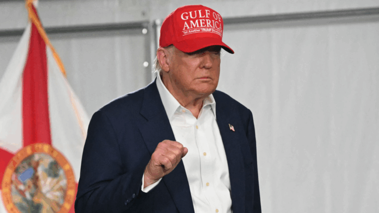 Đảng Cộng hòa ráo riết “tiếp thị” dự luật khổng lồ ‘big, beautiful bill’ với cử tri trong nước