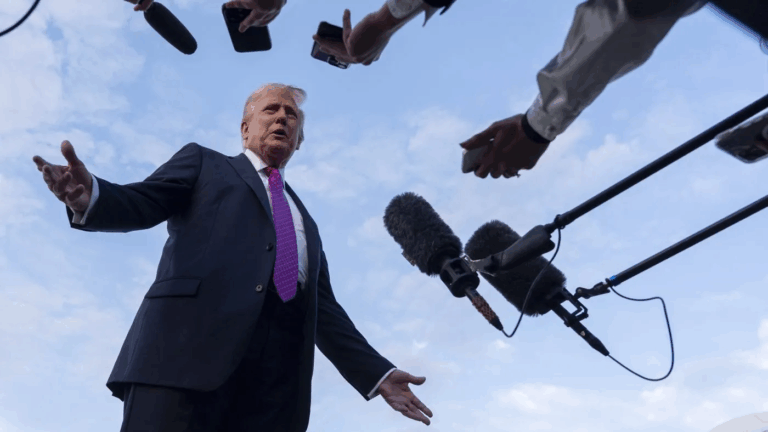 Trump cảnh báo các nhóm cánh tả sẽ bị điều tra sau cái chết của Charlie Kirk