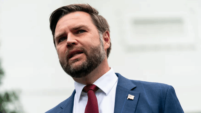 Phó Tổng thống Vance đăng video TikTok đầu tiên trên cương vị mới