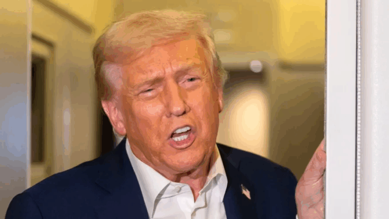 Trump: “Hiến pháp nói khá rõ rằng tôi không được phép tái tranh cử nhiệm kỳ ba”