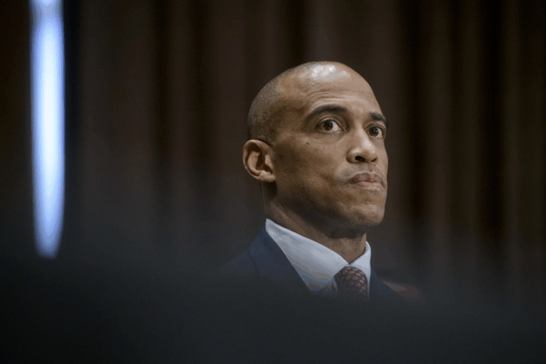 Chính quyền Trump cắt giảm mạnh ngân sách nhà ở cho người vô gia cư