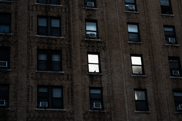 Thẩm phán chặn kế hoạch hỗ trợ người vô gia cư của chính quyền Trump