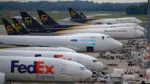 FedEx và UPS tuyên bố sẽ hoàn trả phí hải quan cho khách hàng