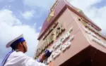VIỆT NAM CÙNG LÚC ĐỐI MẶT ÁP LỰC TỪ HOA KỲ VÀ TRUNG CỘNG