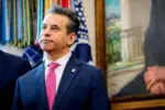 Trump bổ nhiệm quyền ủy viên FDA sau khi Marty Makary từ chức.