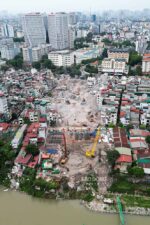 CẦU NGÀN TỶ VƯƠN LÊN, DÂN ÂM THẦM MẤT NHÀ