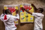 EBOLA TRỞ LẠI: CHÂU PHI NGHẸT THỞ TRONG BÓNG MA TỬ THẦN