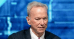 Cựu CEO Google Eric Schmidt bị la ó khi nói về AI trong lễ tốt nghiệp