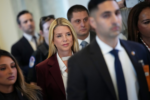 Bà Pam Bondi điều trần trước Ủy ban Giám sát Hạ viện: Bộ Tư pháp đã giao nộp toàn bộ hồ sơ Epstein theo quy định