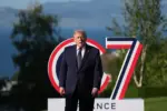 Trump tham dự hội nghị thượng đỉnh G7 tại Pháp và ca ngợi việc ký kết bản ghi nhớ về Iran