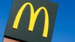 California: Nam nhân viên McDonald’s nghi bị đồng nghiệp tạt dầu sôi nhập viện