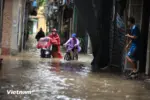 HÀ NỘI: NGẬP NƯỚC KÉO DÀI VÀ NHỮNG “QUẢ BOM NỔ CHẬM”