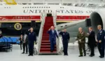 Thượng nghị sĩ Cộng hòa bác yêu cầu ngăn Trump dùng tiền thuế để nâng cấp Air Force One mới