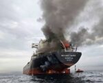 Iran: 2 tàu chở dầu ở eo biển Hormuz đã phát nổ.