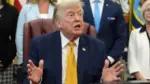 Trump nói Iran đang đối mặt với ‘cơ hội cuối cùng’ trước khi bị ‘chặt đầu’.