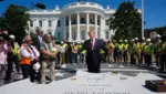 Trump nói Bắc Hàn có ’57 vũ khí hạt nhân rất mạnh’, muốn gặp Kim Jong Un trong năm nay.