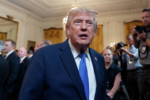 Ông Trump thổi phồng doanh thu dầu mỏ Venezuela lên “hàng trăm tỷ USD”?