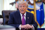 Không tăng lương cho phần lớn công chức, ông Trump đối mặt cảnh báo khủng hoảng nhân sự.