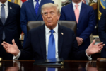 Ông Trump: Mỹ có đủ công cụ kiểm soát AI, cảnh báo rủi ro là ‘âm mưu bệnh hoạn’