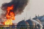 Houthi tấn công trụ sở Aramco, Saudi Arabia chao đảo trước làn sóng hỏa tiễn