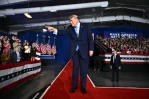 Newsom kêu gọi áp dụng Tu chính án 25 sau khi Trump gợi ý Iran tiêu diệt Los Angeles và San Diego