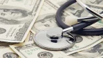 Hàng trăm nghìn người nhập cư hợp pháp có nguy cơ mất Medicaid khi đợt cắt giảm mới bắt đầu có hiệu lực