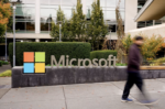 Microsoft đề nghị mua lại hợp đồng tự nguyện cho 60.000 nhân viên giữa làn sóng đầu tư AI