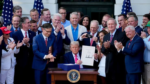Người di dân hợp pháp bắt đầu mất bảo hiểm Medicaid theo luật mới