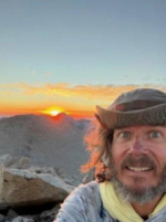 Người Leo Núi Tử Nạn Sau Cú Rơi Xuống Đỉnh Núi Cao 13.000 Foot Ở California