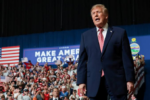 Trump công bố chương trình cứu trợ 8 tỷ USD cho nông dân